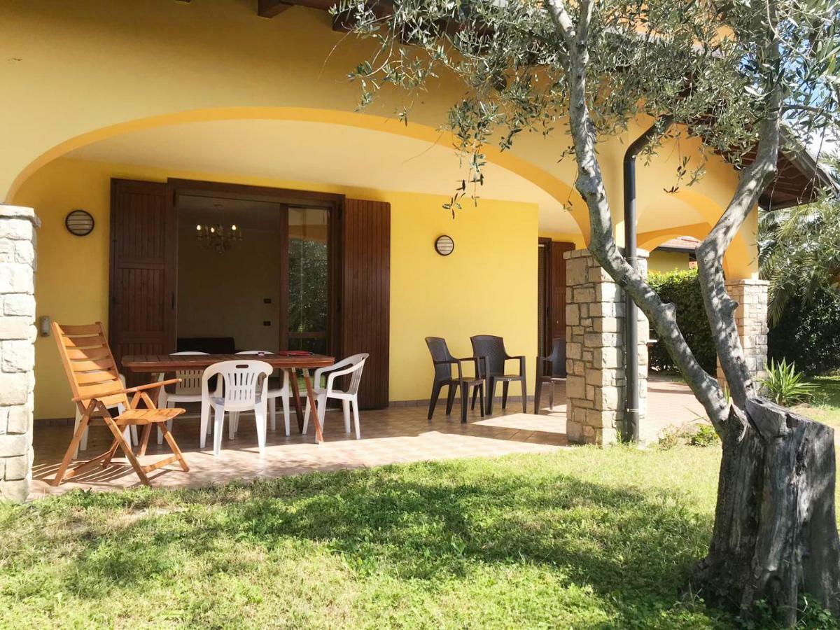 Villa The Sweet Rose With Pool Manerba del Garda Exterior photo